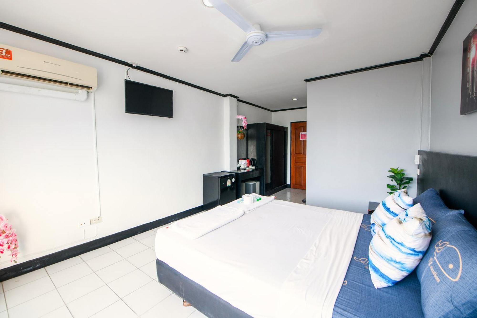 Happy Jomtien - Beachfront المظهر الخارجي الصورة